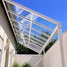 Maßgefertigte Glas für eine Markise und ein Vordach